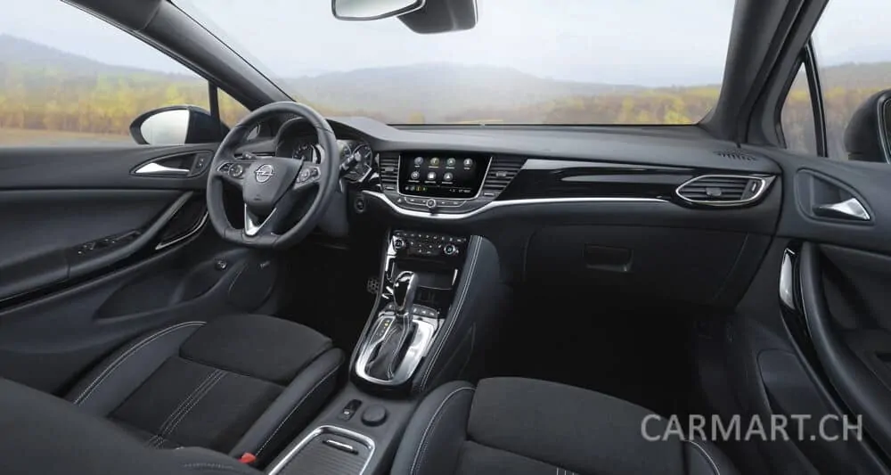 Opel Astra 2019 Innenraum